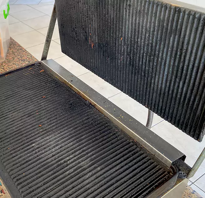 Why Homeowners & Businesses Trust Us in Jacksonville, IL?